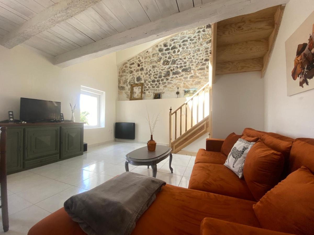 Maison de charme au cœur des vignes et Gironde Gauriac Extérieur photo